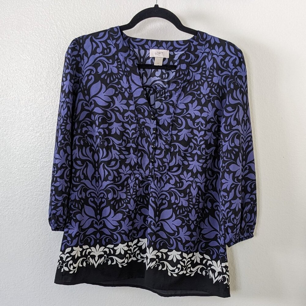 Beautiful Ann Taylor LOFT Tunic size XS.